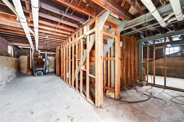 6623 Leona Street, St Louis, MO 63116