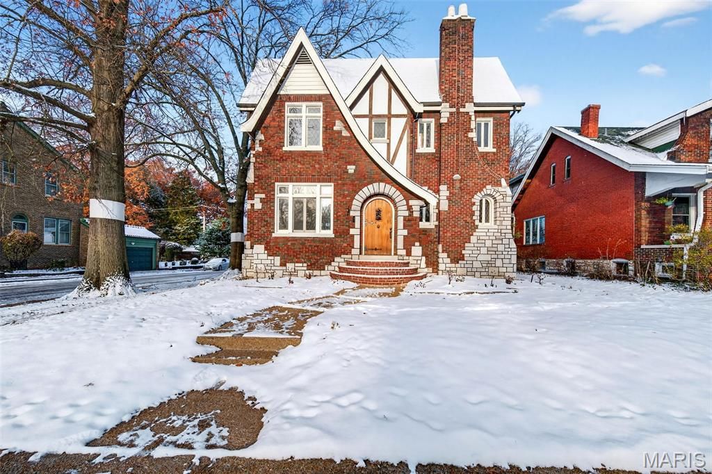 6623 Leona Street, St Louis, MO 63116