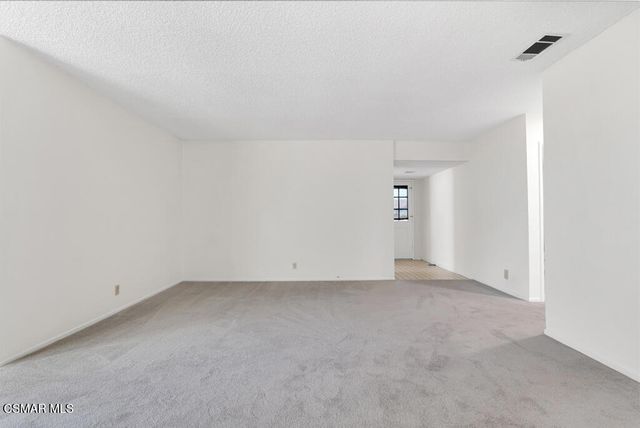 716 Bismark Avenue W, Ventura, CA 93004