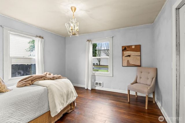 1715 McDougall Avenue, Everett, WA 98201