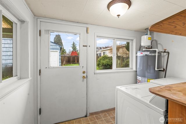 1715 McDougall Avenue, Everett, WA 98201