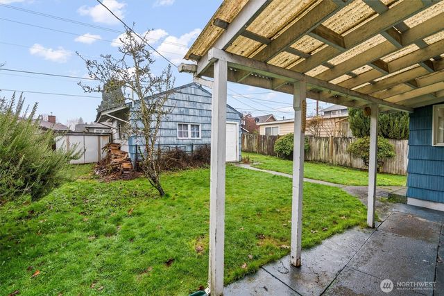 1715 McDougall Avenue, Everett, WA 98201