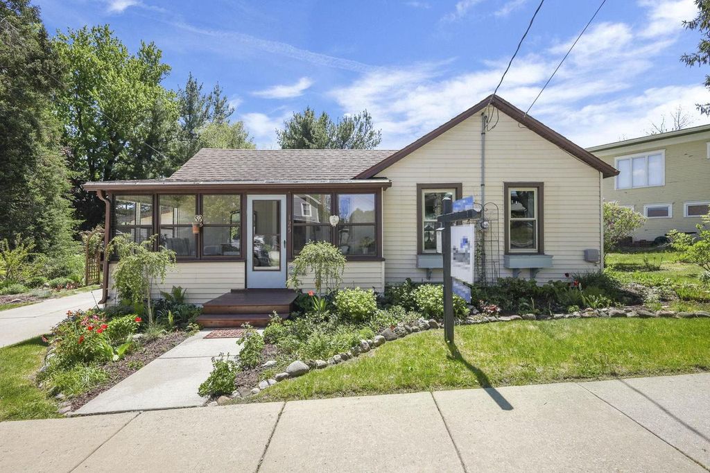 125 Locust Street, Lodi, WI 53555