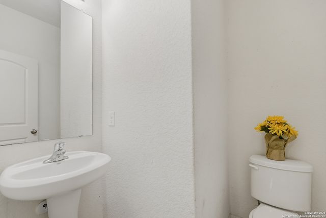 6023 Pleasant Lake, San Antonio, TX 78222