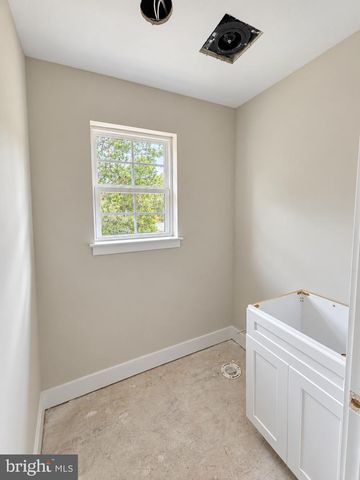 128 KIRK LN, Pine Hill, NJ 08021