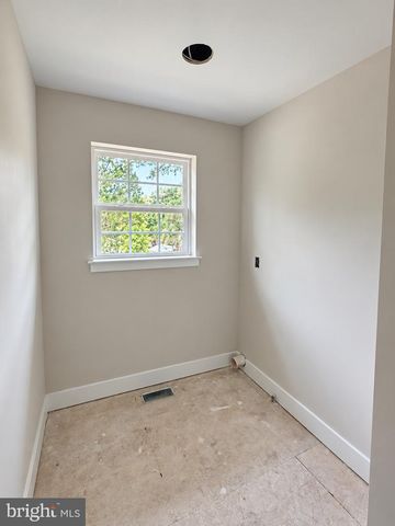 128 KIRK LN, Pine Hill, NJ 08021