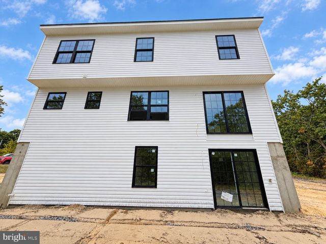 128 KIRK LN, Pine Hill, NJ 08021