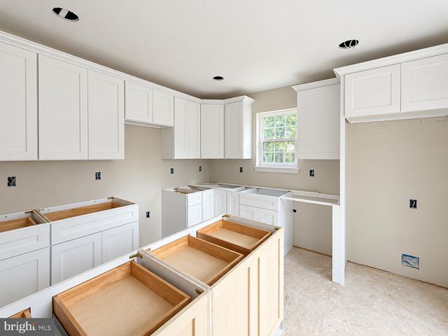 128 KIRK LN, Pine Hill, NJ 08021