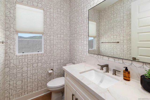 998 Woodhaven, San Marcos, CA 92069