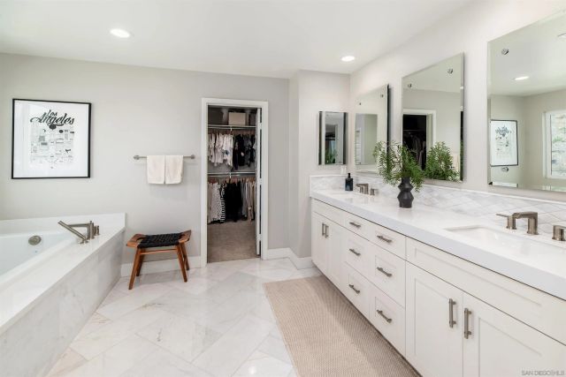 998 Woodhaven, San Marcos, CA 92069