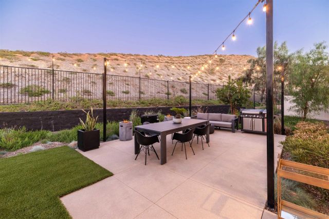 998 Woodhaven, San Marcos, CA 92069