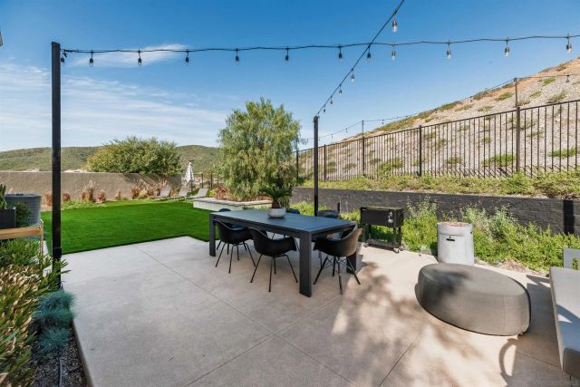 998 Woodhaven, San Marcos, CA 92069