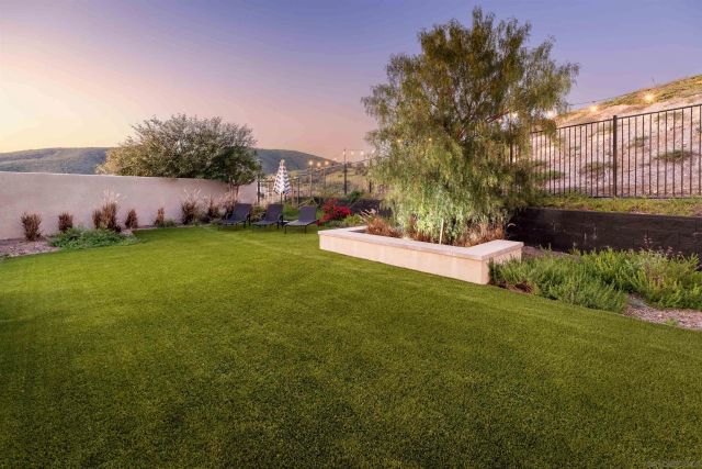 998 Woodhaven, San Marcos, CA 92069