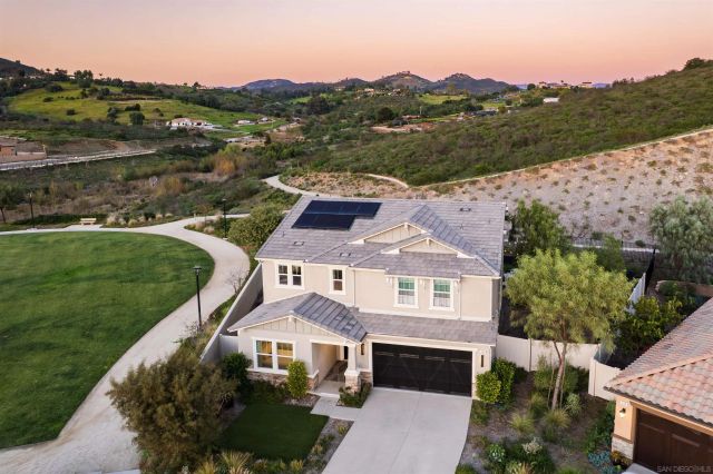 998 Woodhaven, San Marcos, CA 92069