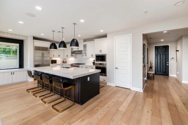 998 Woodhaven, San Marcos, CA 92069