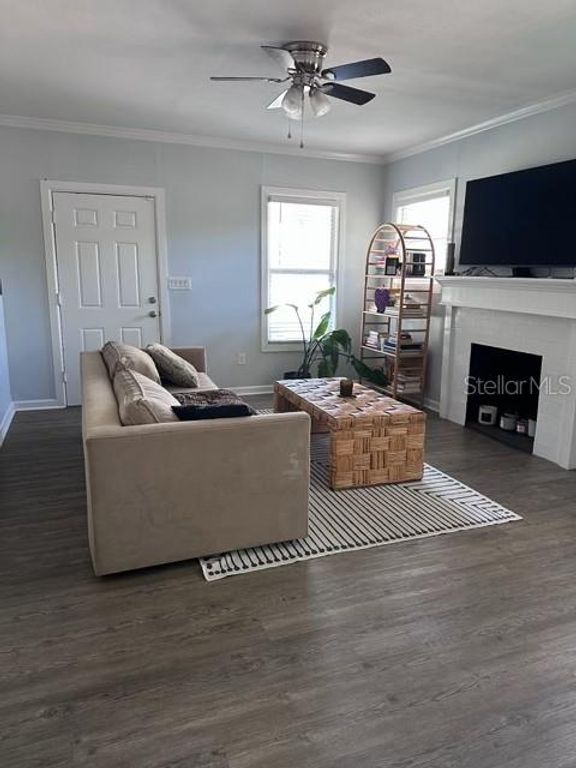 Image 15 of property listing at 7211 N TALIAFERRO AVENUE, Tampa, FL 33604