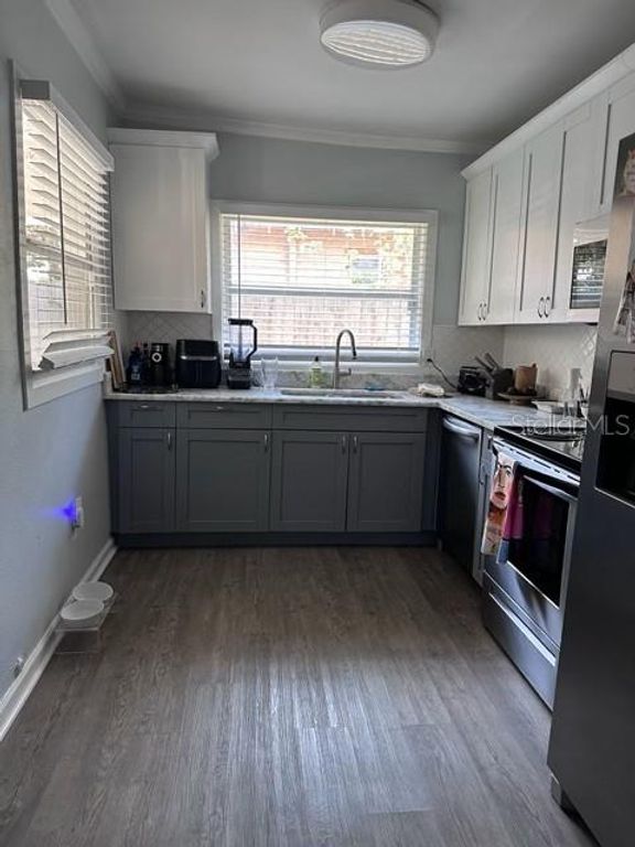 Image 24 of property listing at 7211 N TALIAFERRO AVENUE, Tampa, FL 33604
