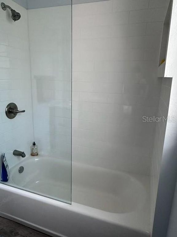 Image 7 of property listing at 7211 N TALIAFERRO AVENUE, Tampa, FL 33604