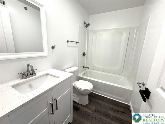 810 Monocacy Street 103, Bethlehem City, PA 18018