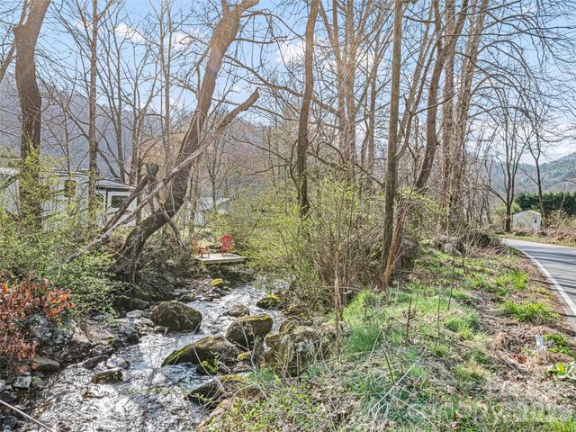 72 Topeka Drive, Sylva, NC 28779