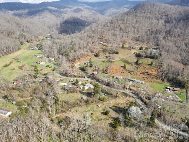 72 Topeka Drive, Sylva, NC 28779
