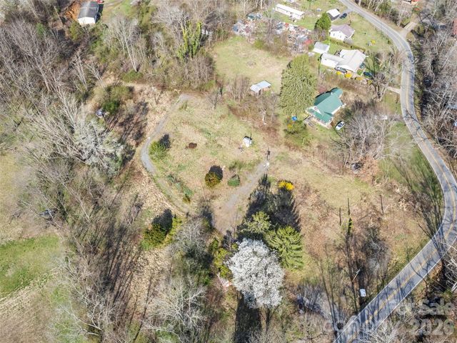 72 Topeka Drive, Sylva, NC 28779