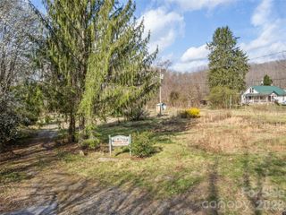 72 Topeka Drive, Sylva, NC 28779