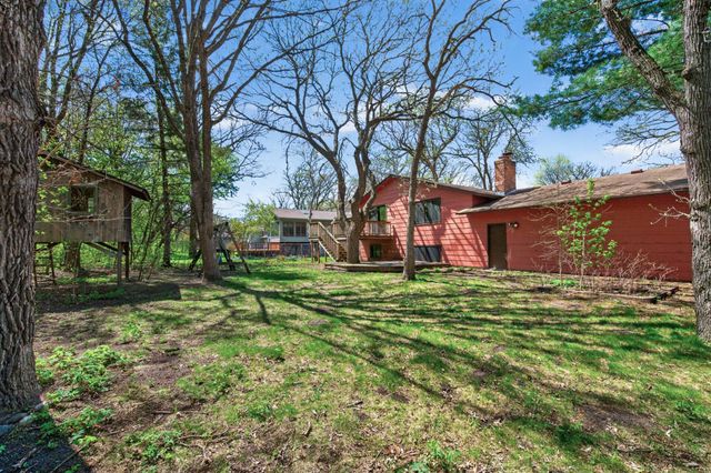 8285 Pleasant View Drive, Mounds View, MN 55112