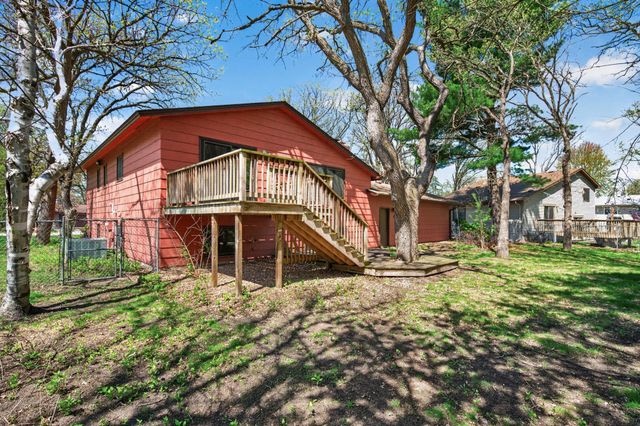 8285 Pleasant View Drive, Mounds View, MN 55112