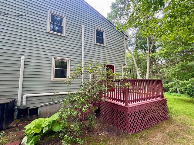 4 Link St 0, Foxboro, MA 02035