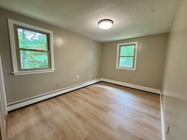 4 Link St 0, Foxboro, MA 02035