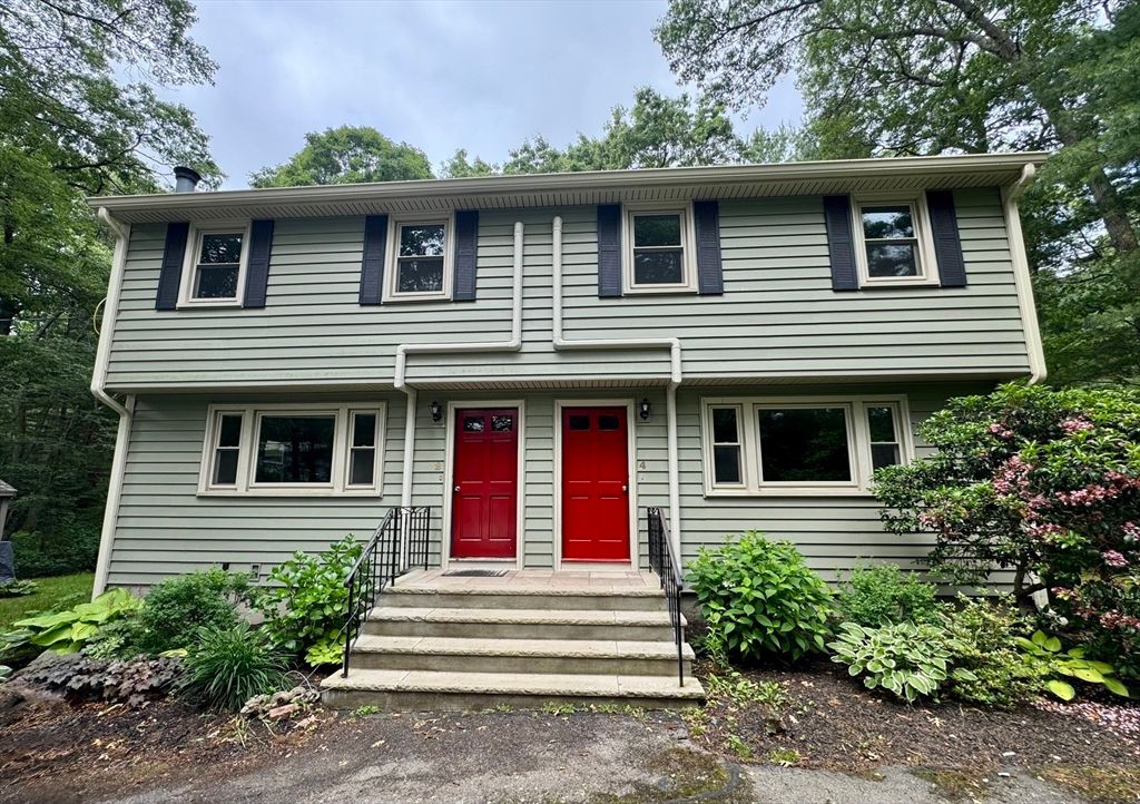 4 Link St 0, Foxboro, MA 02035