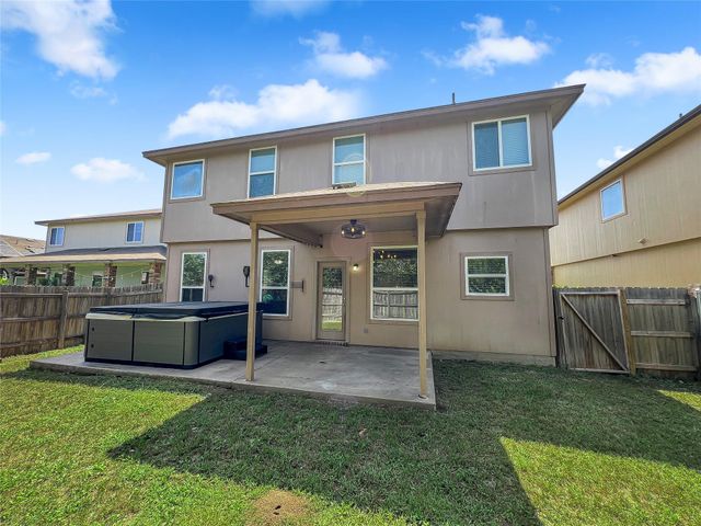 212 Foster LN, Jarrell, TX 76537