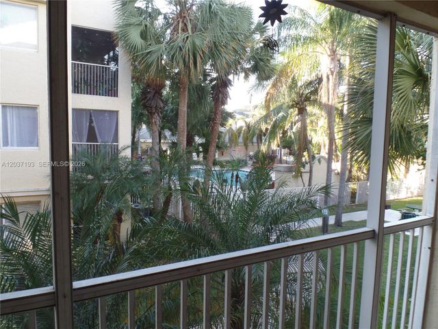 5672 Rock Island Road 260, Tamarac, FL 33319