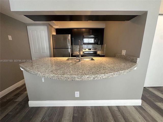 5672 Rock Island Road 260, Tamarac, FL 33319