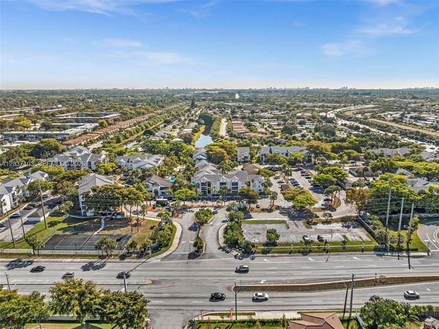 5672 Rock Island Road 260, Tamarac, FL 33319