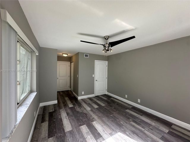 5672 Rock Island Road 260, Tamarac, FL 33319