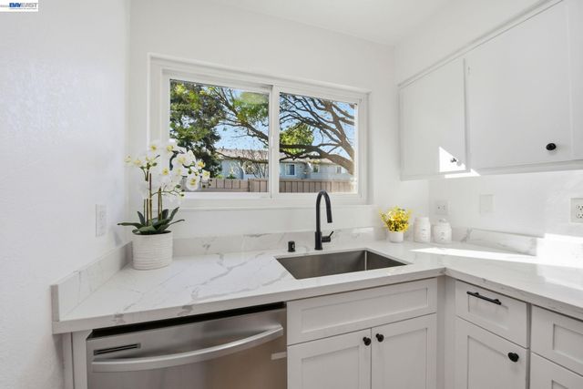 4011 Lana Ter, Fremont, CA 94536