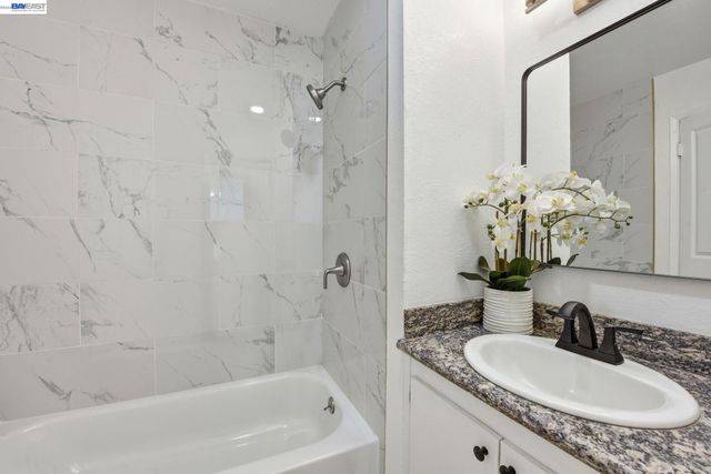 4011 Lana Ter, Fremont, CA 94536