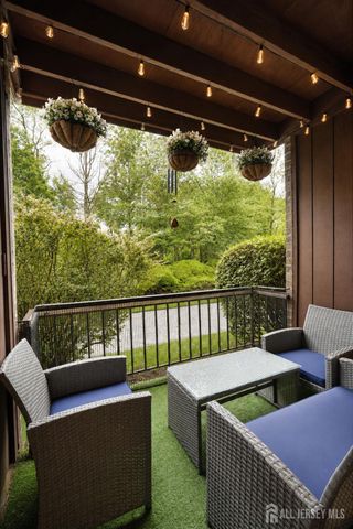 207 Sierra Court A, Woodbridge Proper, NJ 07095