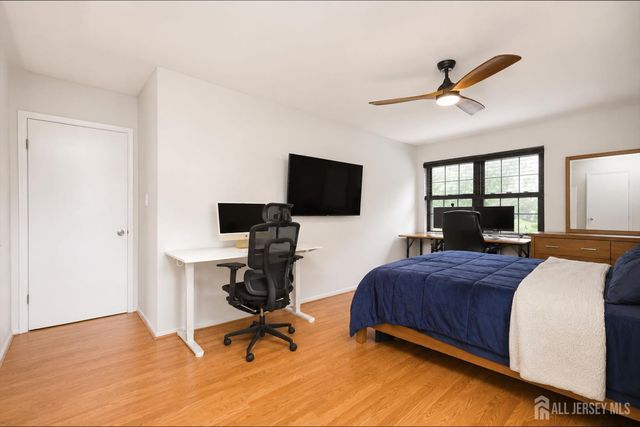 207 Sierra Court A, Woodbridge Proper, NJ 07095
