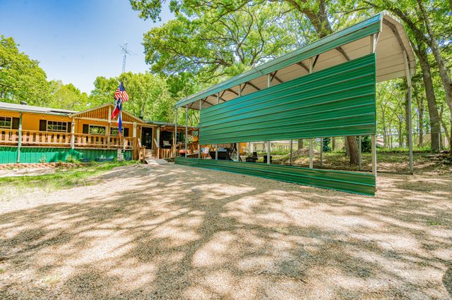 11011 Lakeview Drive, Wills Point, TX 75169