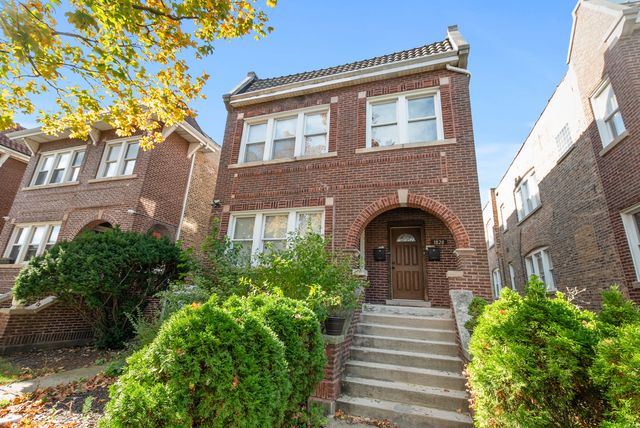 1828 S 58th Avenue, Cicero, IL 60804