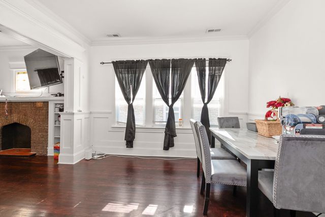 1828 S 58th Avenue, Cicero, IL 60804