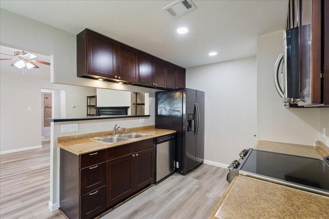13300 Cowdray PARK A, Austin, TX 78729