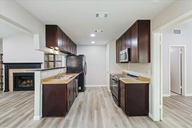 13300 Cowdray PARK A, Austin, TX 78729