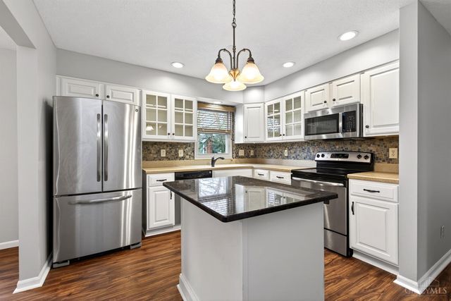 40 Turnberry Court, Springboro, OH 45066