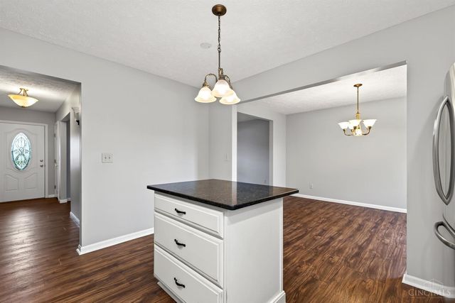 40 Turnberry Court, Springboro, OH 45066