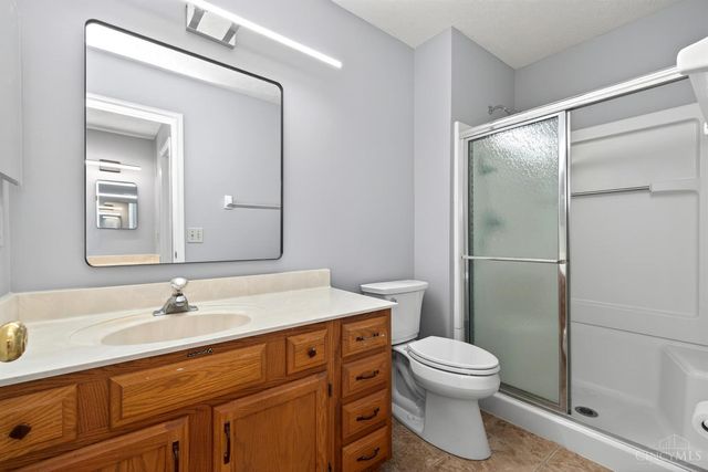 40 Turnberry Court, Springboro, OH 45066