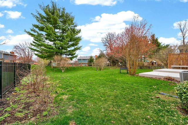 40 Turnberry Court, Springboro, OH 45066